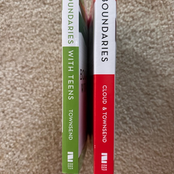 Boundaries Book Set by Dr. Henry Cloud and Dr. John Townsend - Picture 3 of 3